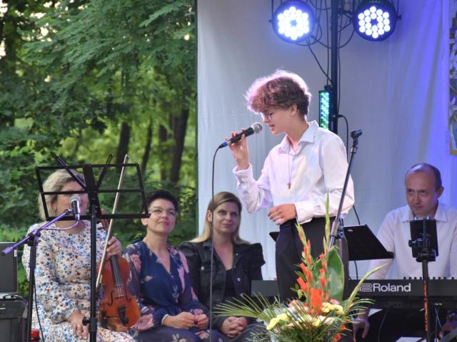 Występ Amelii Golińskiej z zespołem